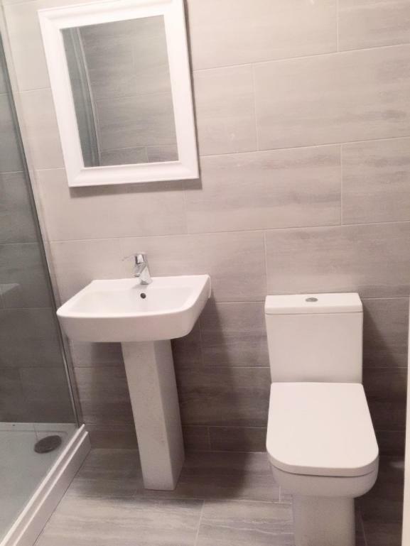 Abbey Wood Station Five Bedroom Self Contained House Exterior foto