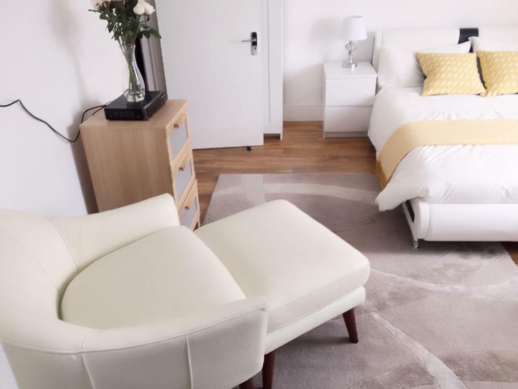 Abbey Wood Station Five Bedroom Self Contained House Exterior foto